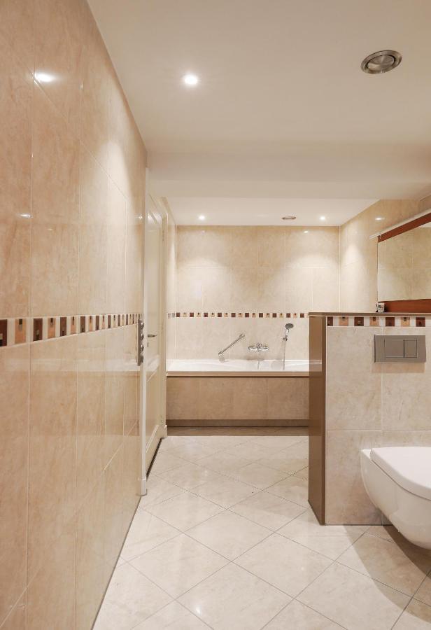 Boutique Hotel Jeroen 's-Hertogenbosch  Bagian luar foto